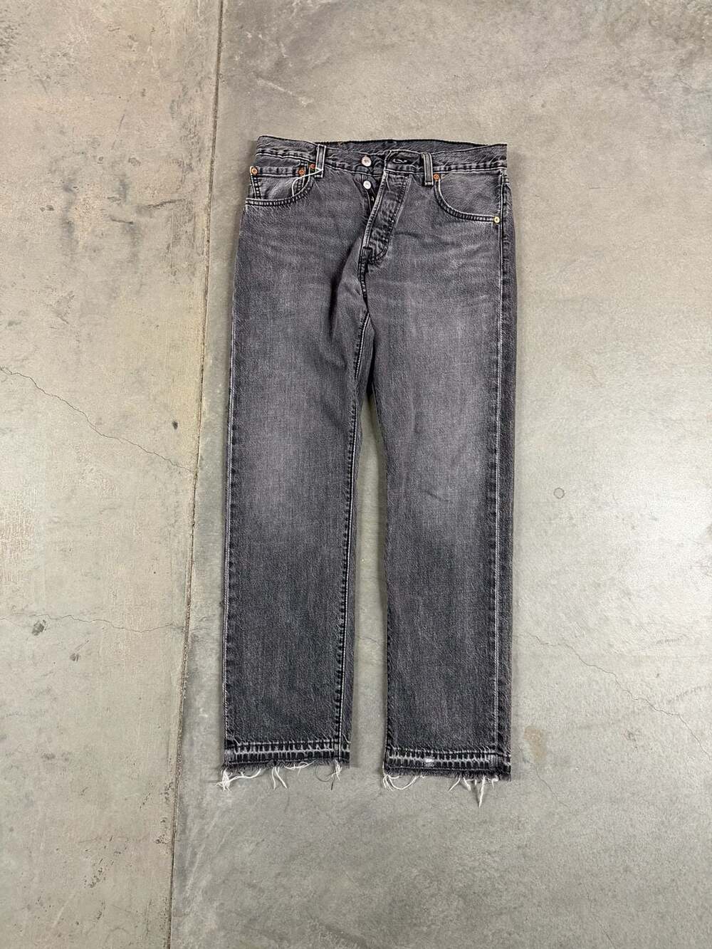 Levi's 501 Button Fly Black Washed Straight Leg Jeans W32 L30